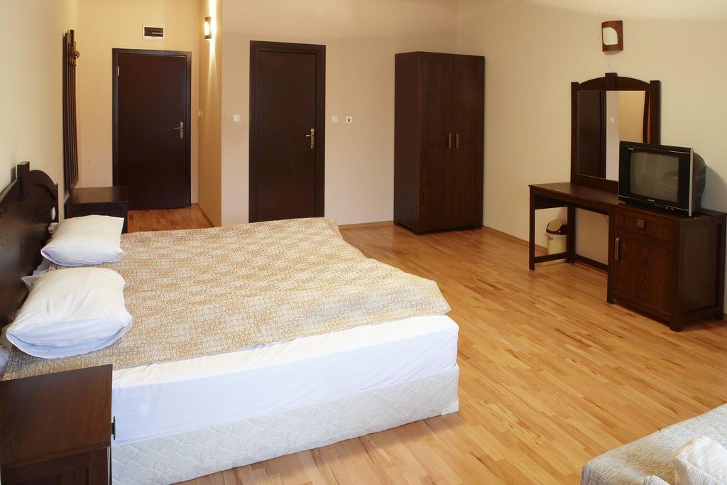 Eco Complex Smilyan Hotel Smilyan  ห้อง รูปภาพ