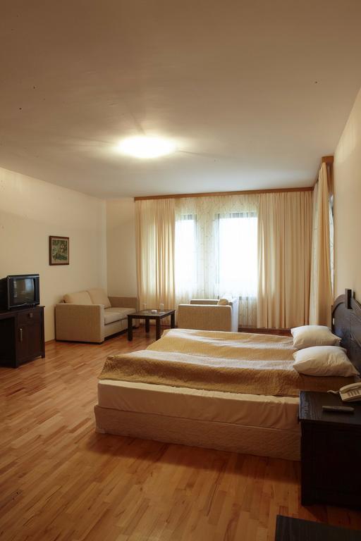Eco Complex Smilyan Hotel Smilyan  ห้อง รูปภาพ
