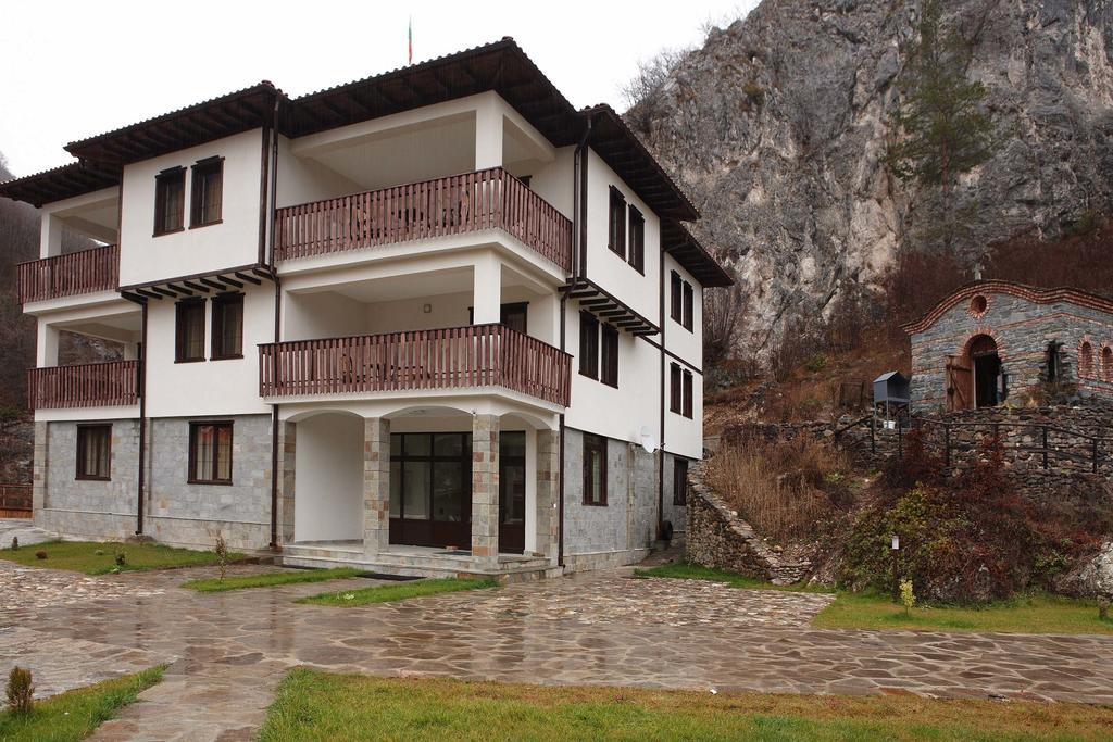 Eco Complex Smilyan Hotel Smilyan  ภายนอก รูปภาพ
